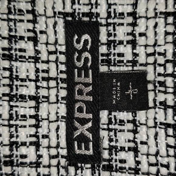 Express Short Sleeve Tweed Top - Picture 12 of 14